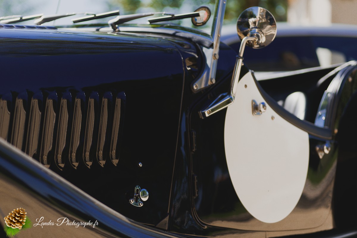 🚗 Car & Moto Addiction à Soustons : Le Charme Intemporel des Belles Anciennes